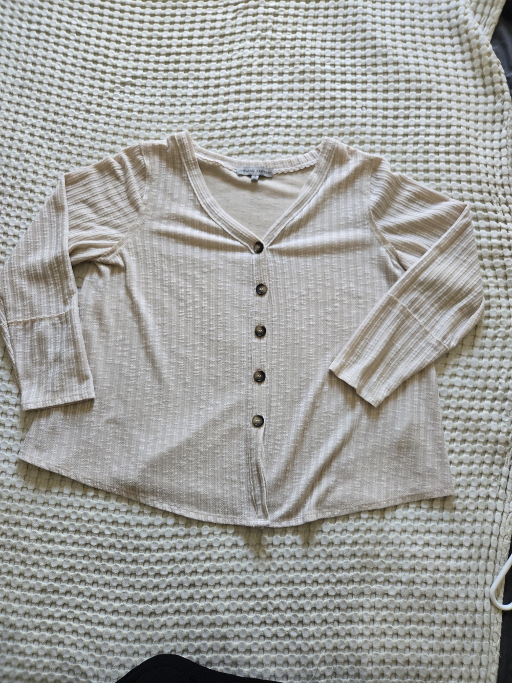 Absolutely Famous Cream Button-Down Ribbed Long Sleeve Top